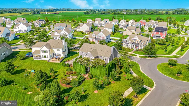 $999,999 | 757 Idlewyld Drive, Middletown, DE 19709