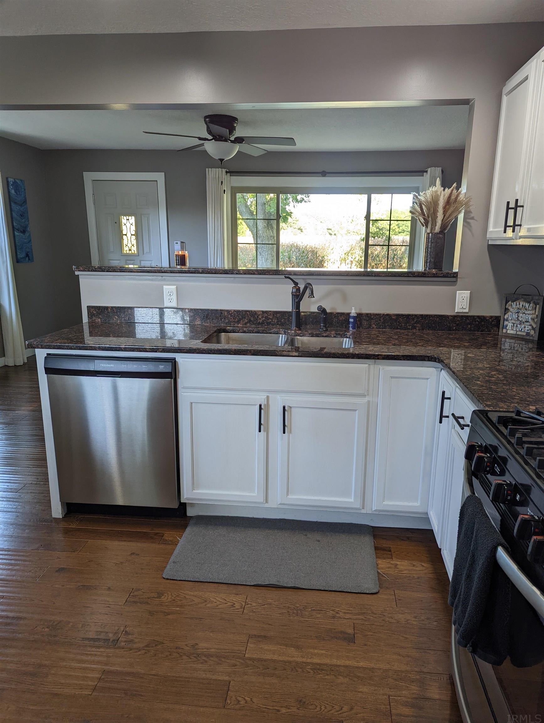 10428 Winchester Road Fort Wayne, IN 46819 - Photo 10 of 28