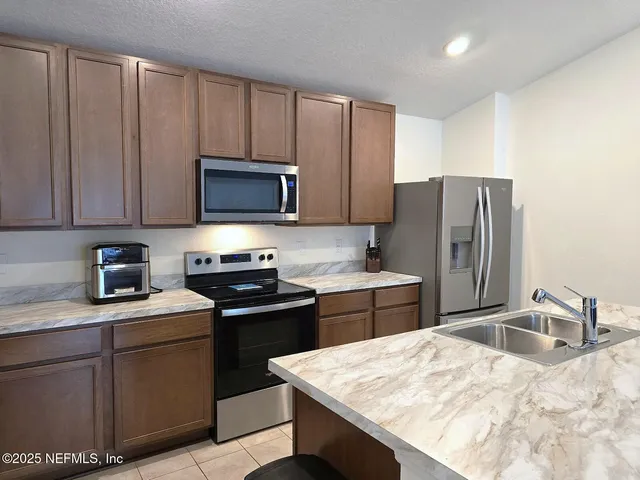 $350,000 | 3089 Lucille Lane, Middleburg, FL 32068