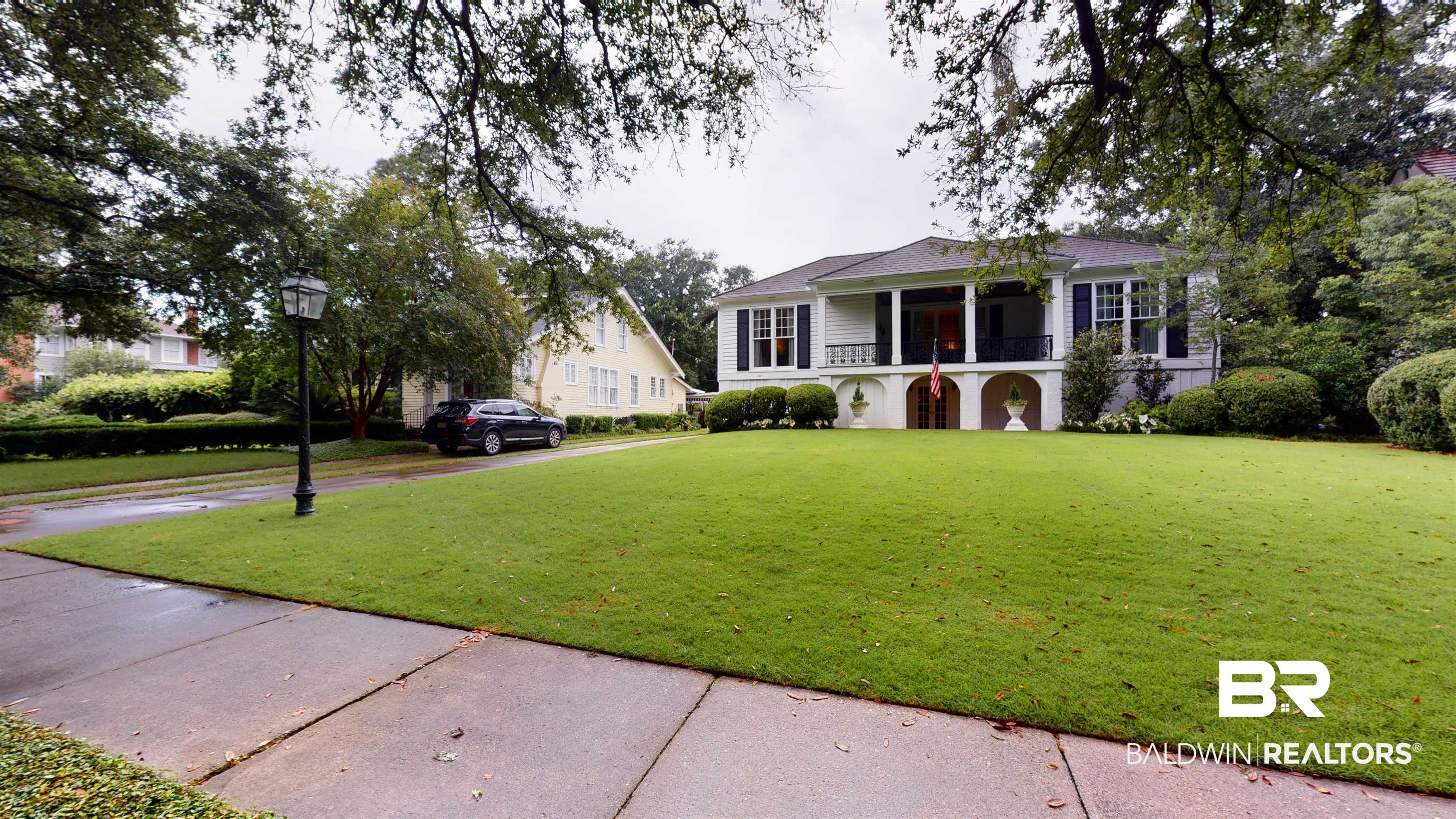 207 Levert Avenue Mobile, AL 36607 - Photo 3 of 39