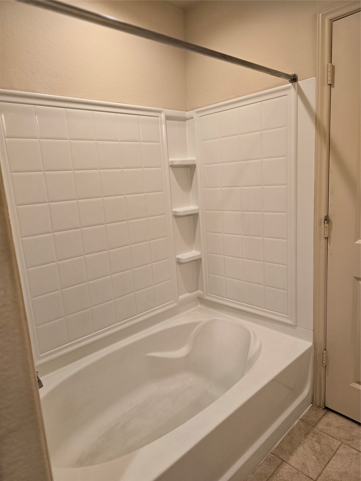 2703 Baldy Road Spring, TX 77373 - Photo 14 of 24 primary bath - tub & shower combo