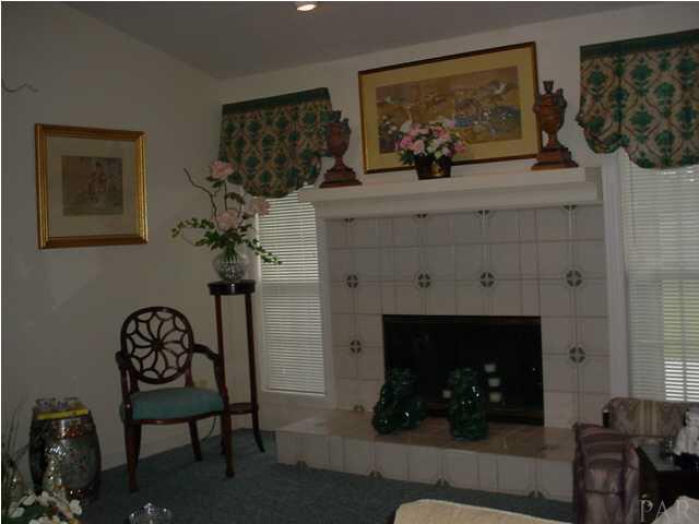 532 Turnberry Road Cantonment, FL 32533 - Photo 6 of 11 Gallery Image 6