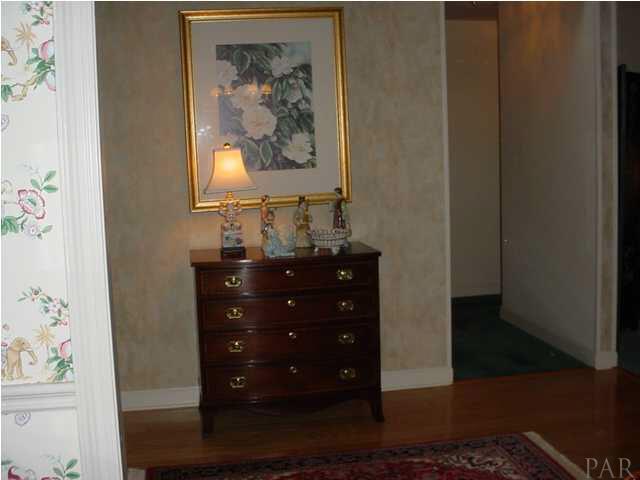 532 Turnberry Road Cantonment, FL 32533 - Photo 8 of 11 Gallery Image 8