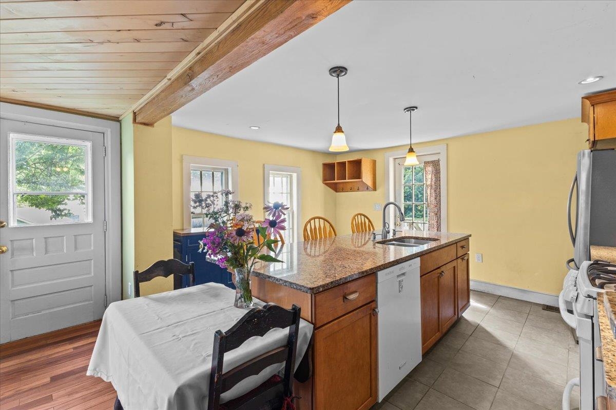 394 Beane Road Huntington, VT 05462 - Photo 13 of 37 Gallery Image 13