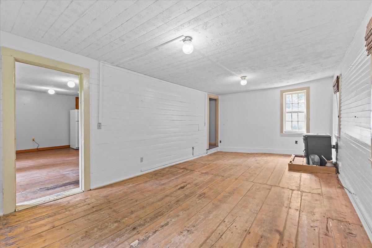 394 Beane Road Huntington, VT 05462 - Photo 20 of 37 Gallery Image 20