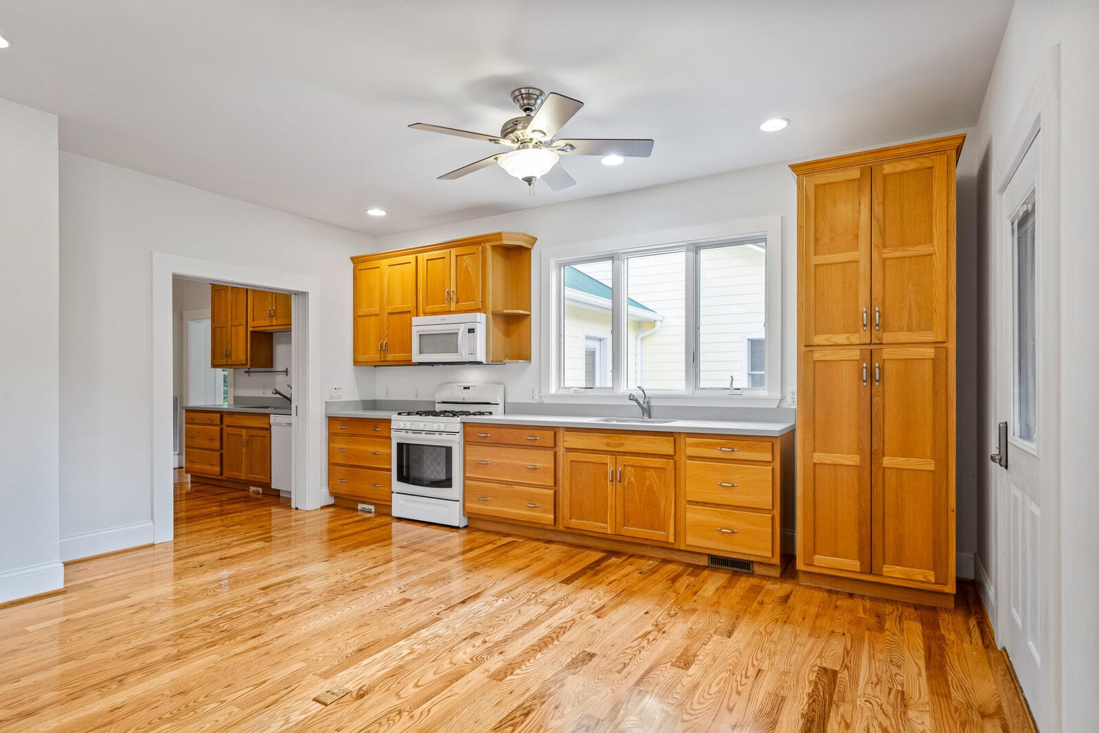 1631 Leffle Webb Road Crossville, TN 38572 - Photo 21 of 40 Gallery Image 21