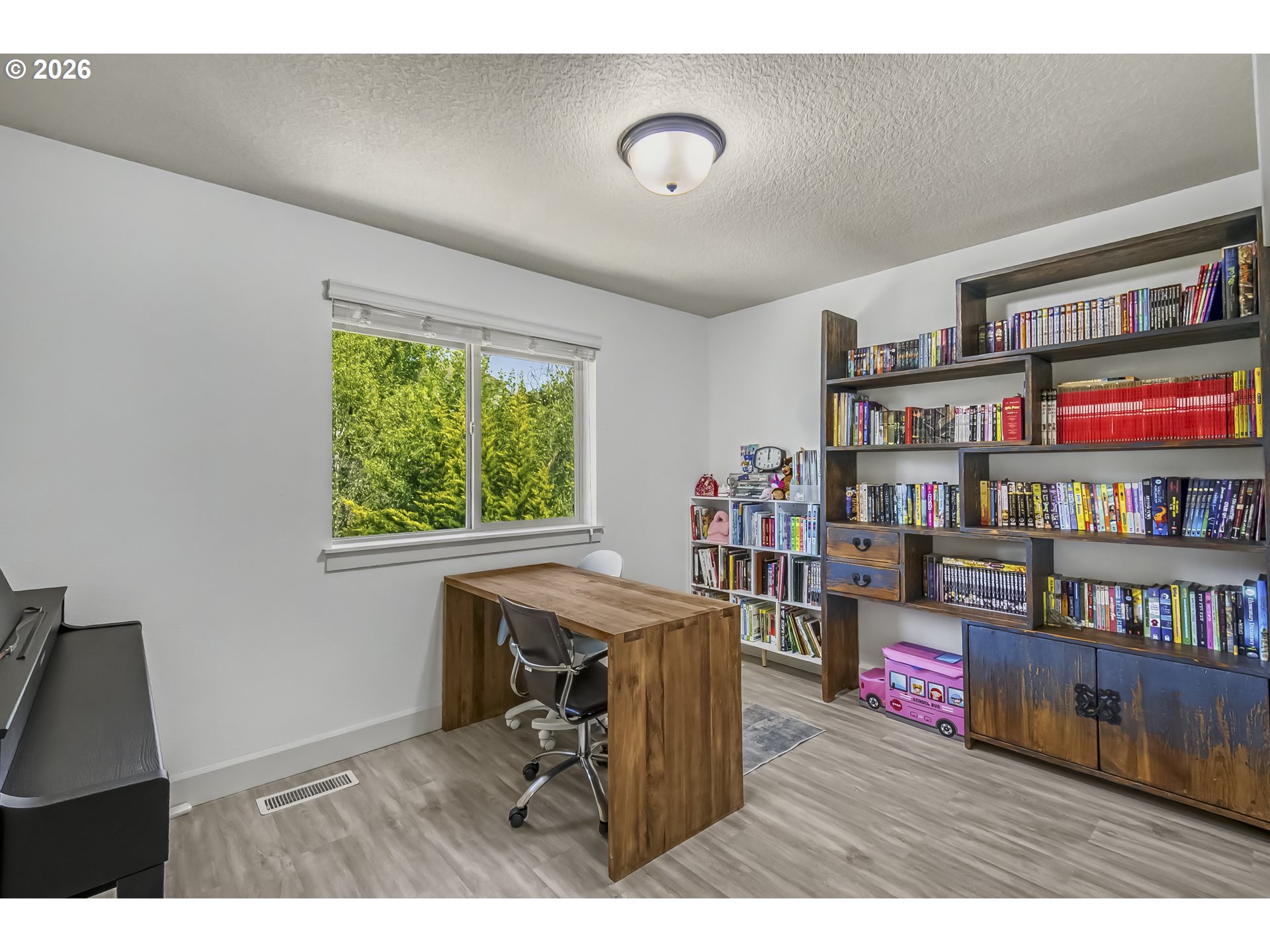 1424 Northwest Goodwin Street Camas, WA 98607 - Photo 28 of 38 Bedroom