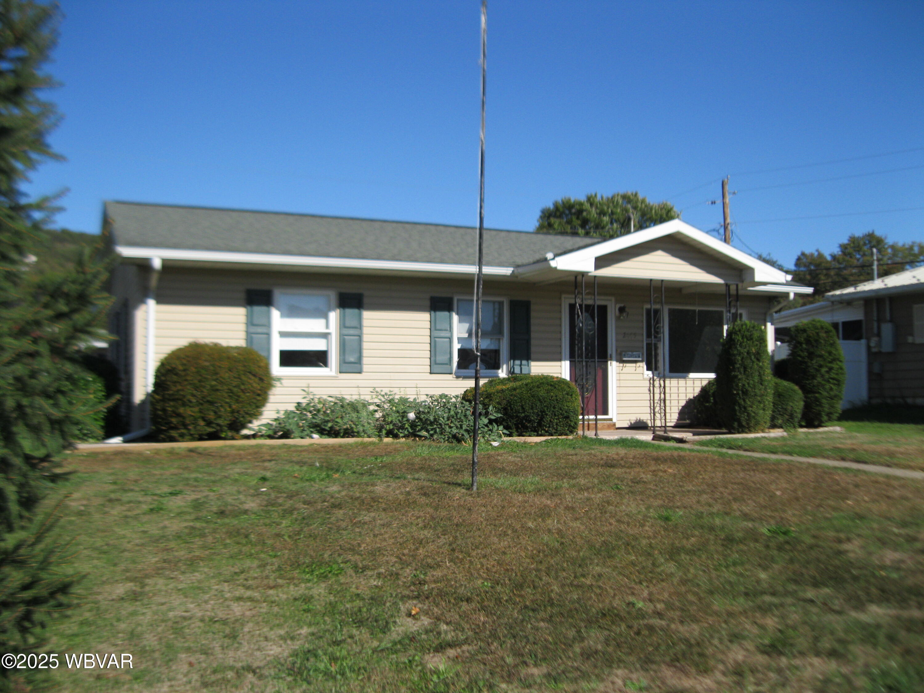 2445 Ritchey Street Williamsport, PA 17701 - Photo 2 of 11 FRONT