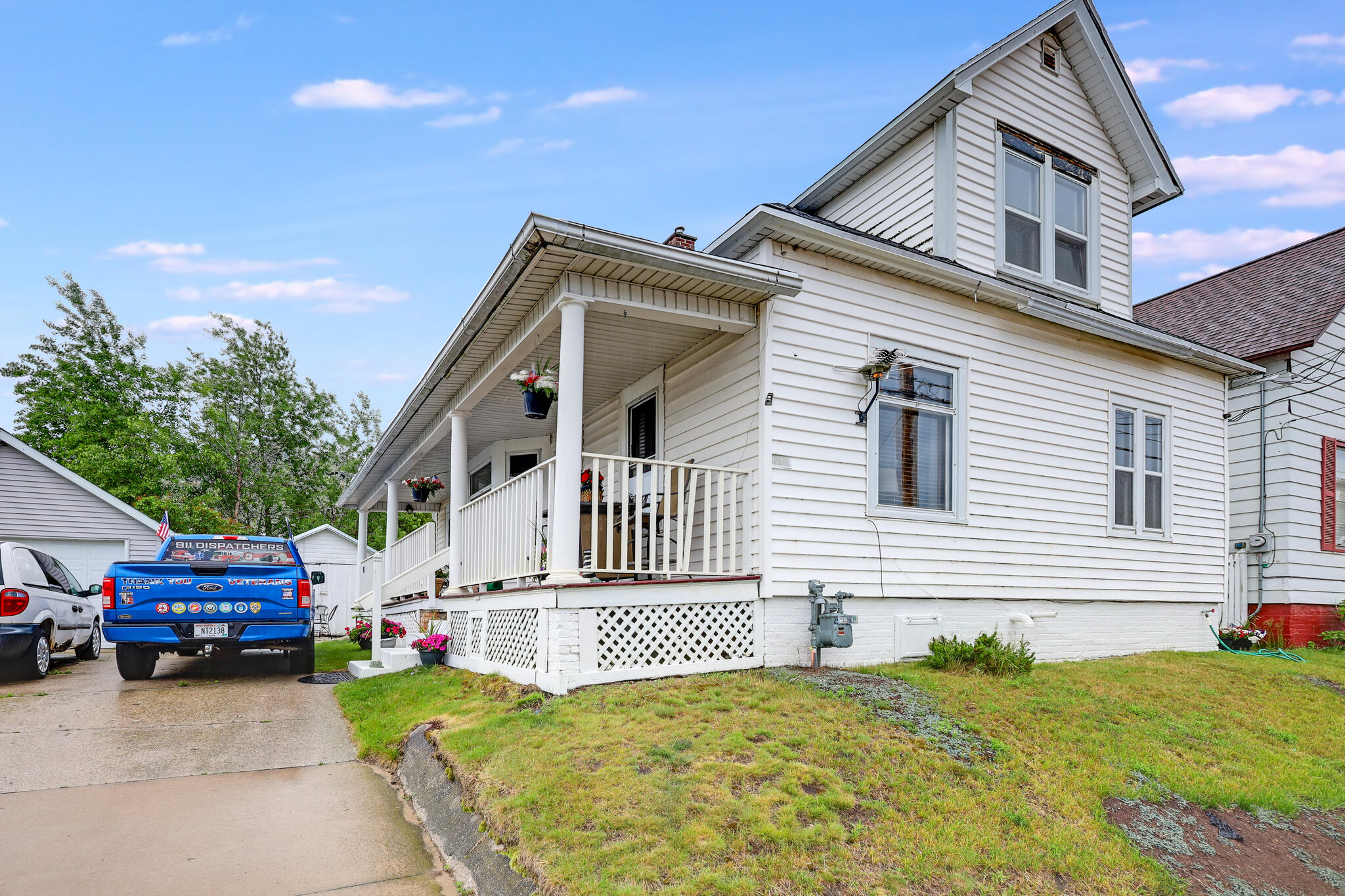 1713 Jackson Street Two Rivers, WI 54241 - Photo 1 of 23 IMG_0476
