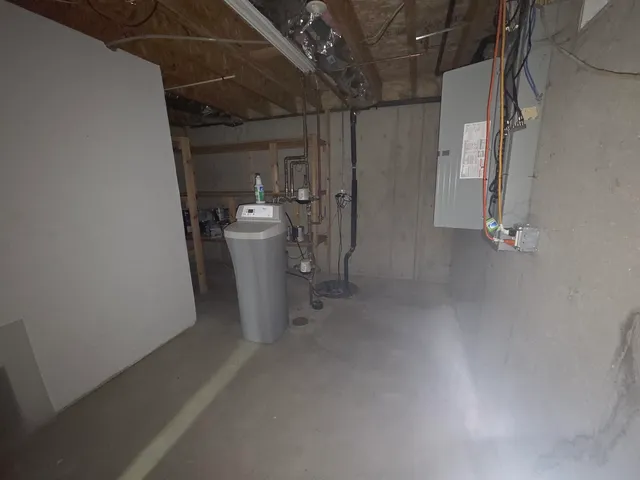 $379,900 | 215 Theunis Drive, Wrightstown, WI 54180