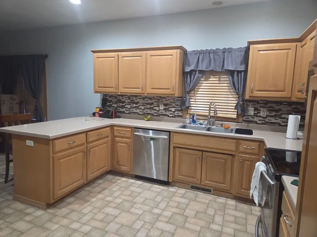 $379,900 | 215 Theunis Drive, Wrightstown, WI 54180