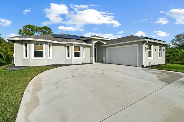 $3,500 | 3214 Southwest Constellation Road, Port St. Lucie, FL 34953