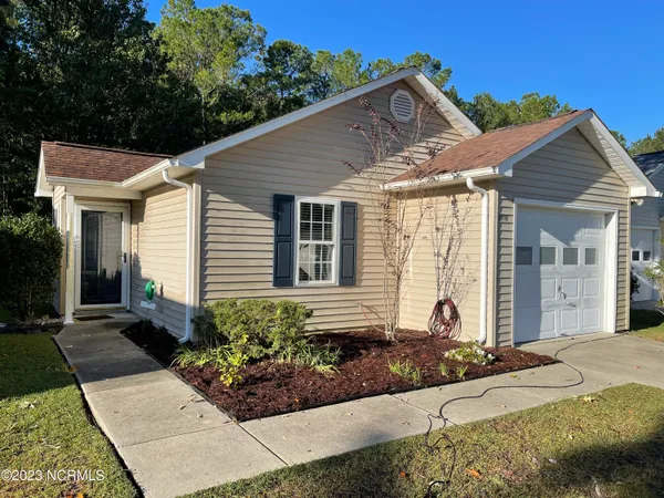 $1,250 | 3719 Elizabeth Avenue, New Bern, NC 28562