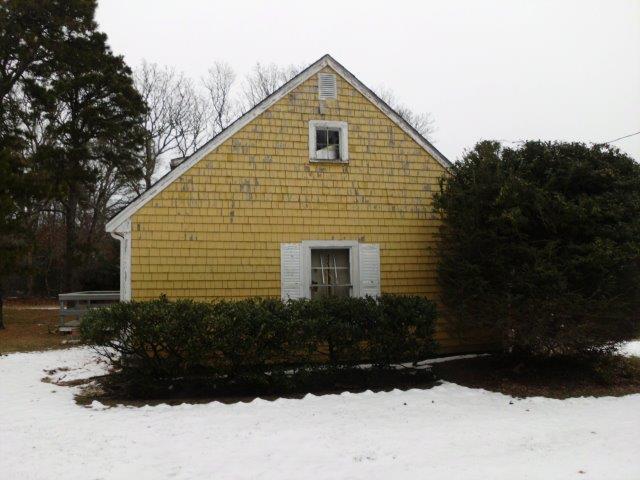 7 Coach Light Road Centerville, MA 02632 - Photo 22 of 22 a bathroom with a sink