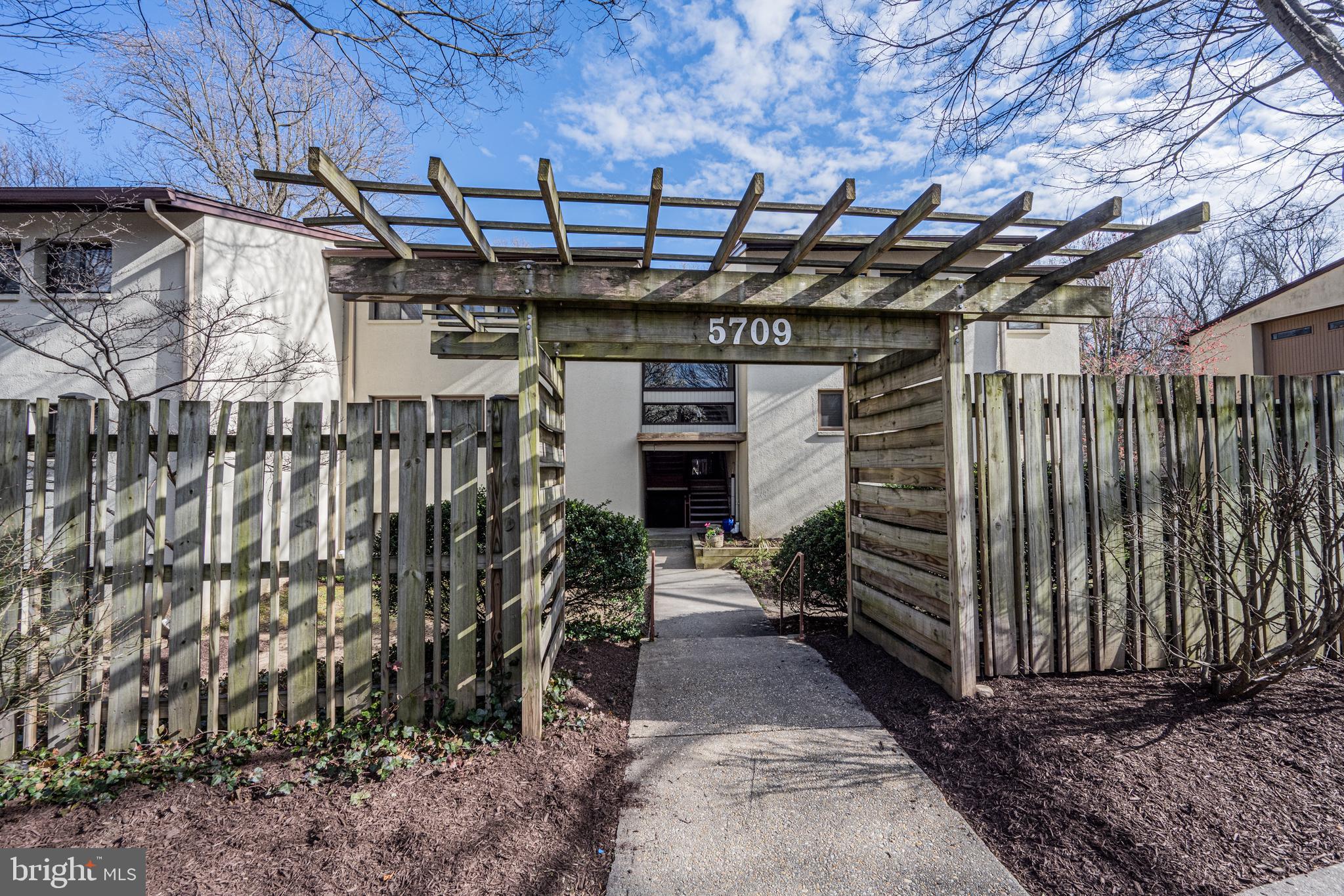 5709 Harpers Farm Road, Unit B Columbia, MD 21044 - Photo 1 of 29 Gallery Image 1