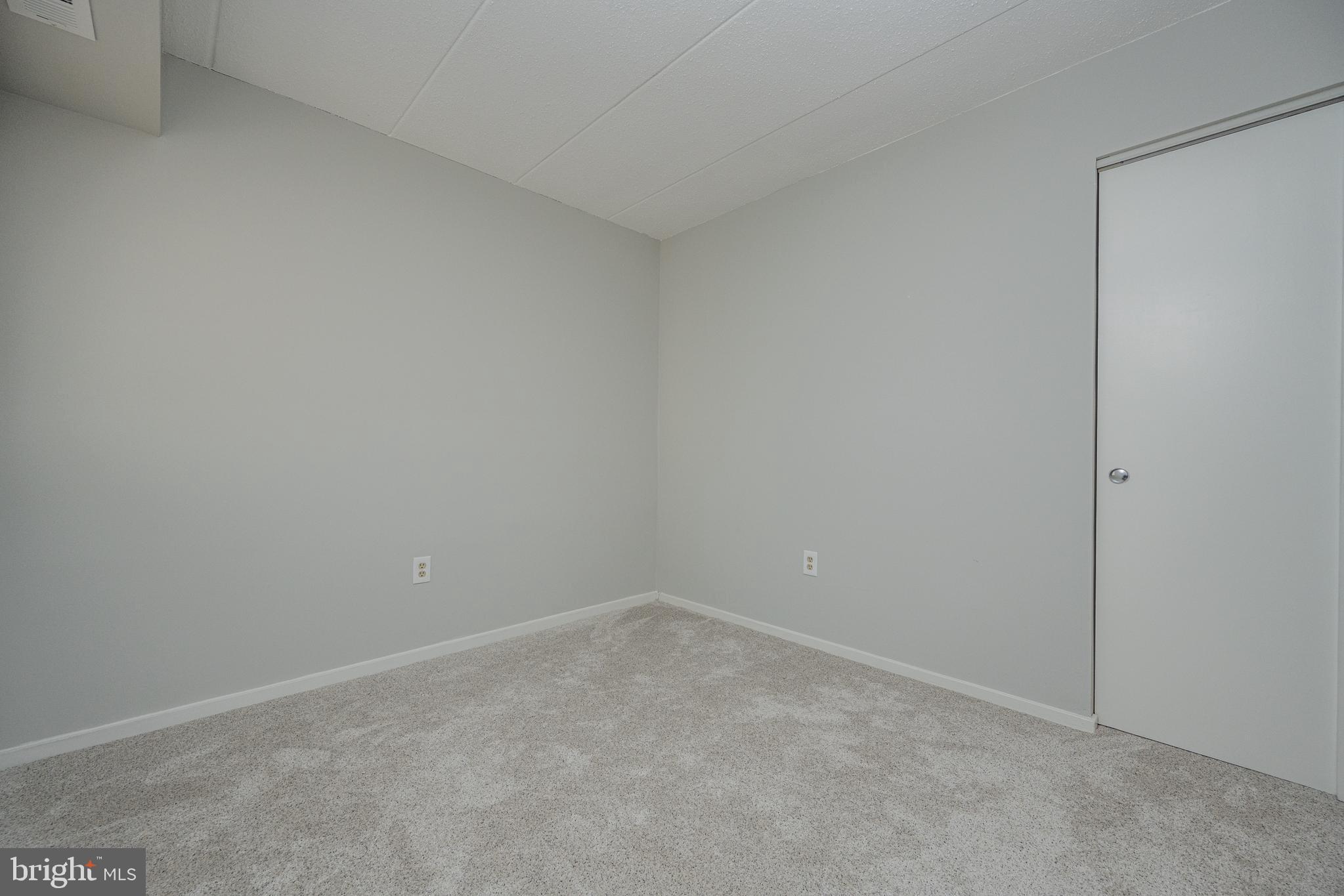 5709 Harpers Farm Road, Unit B Columbia, MD 21044 - Photo 15 of 29 Bedroom 3