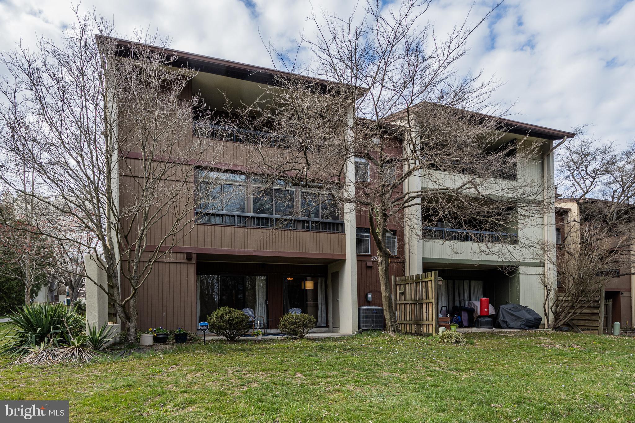 5709 Harpers Farm Road, Unit B Columbia, MD 21044 - Photo 26 of 29 Rear View