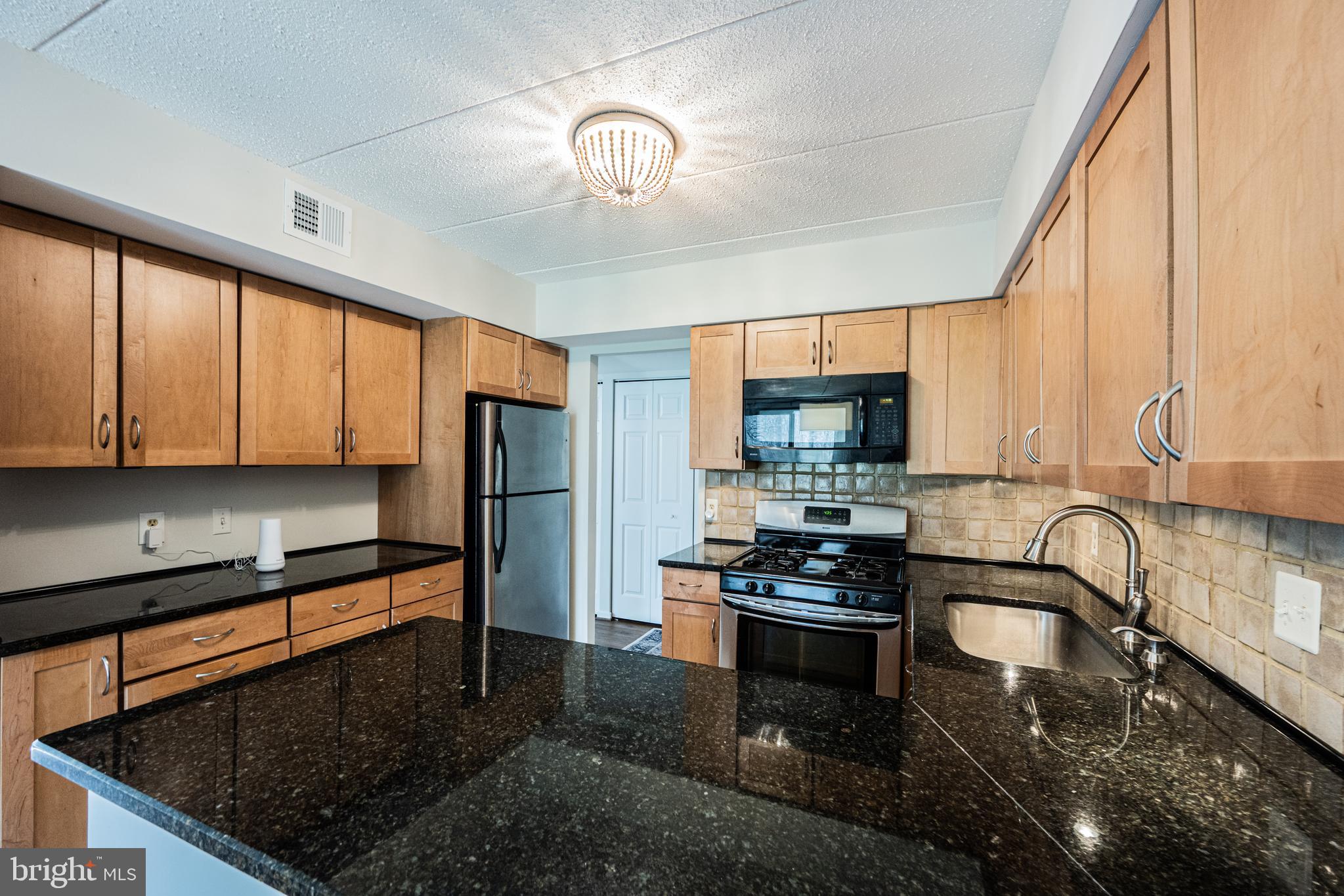5709 Harpers Farm Road, Unit B Columbia, MD 21044 - Photo 5 of 29 Gallery Image 5