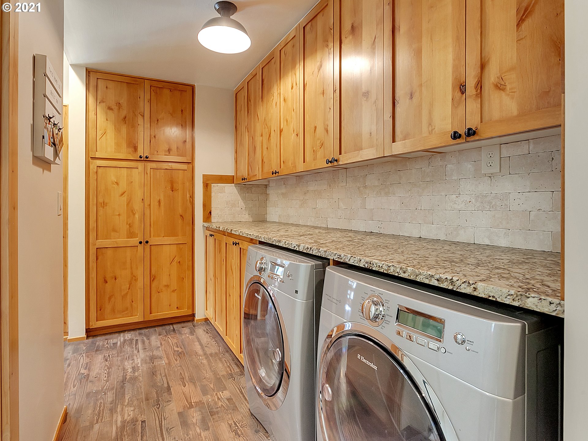 29600 Southwest Baker Road Sherwood, OR 97140 - Photo 11 of 32 Gallery Image 11