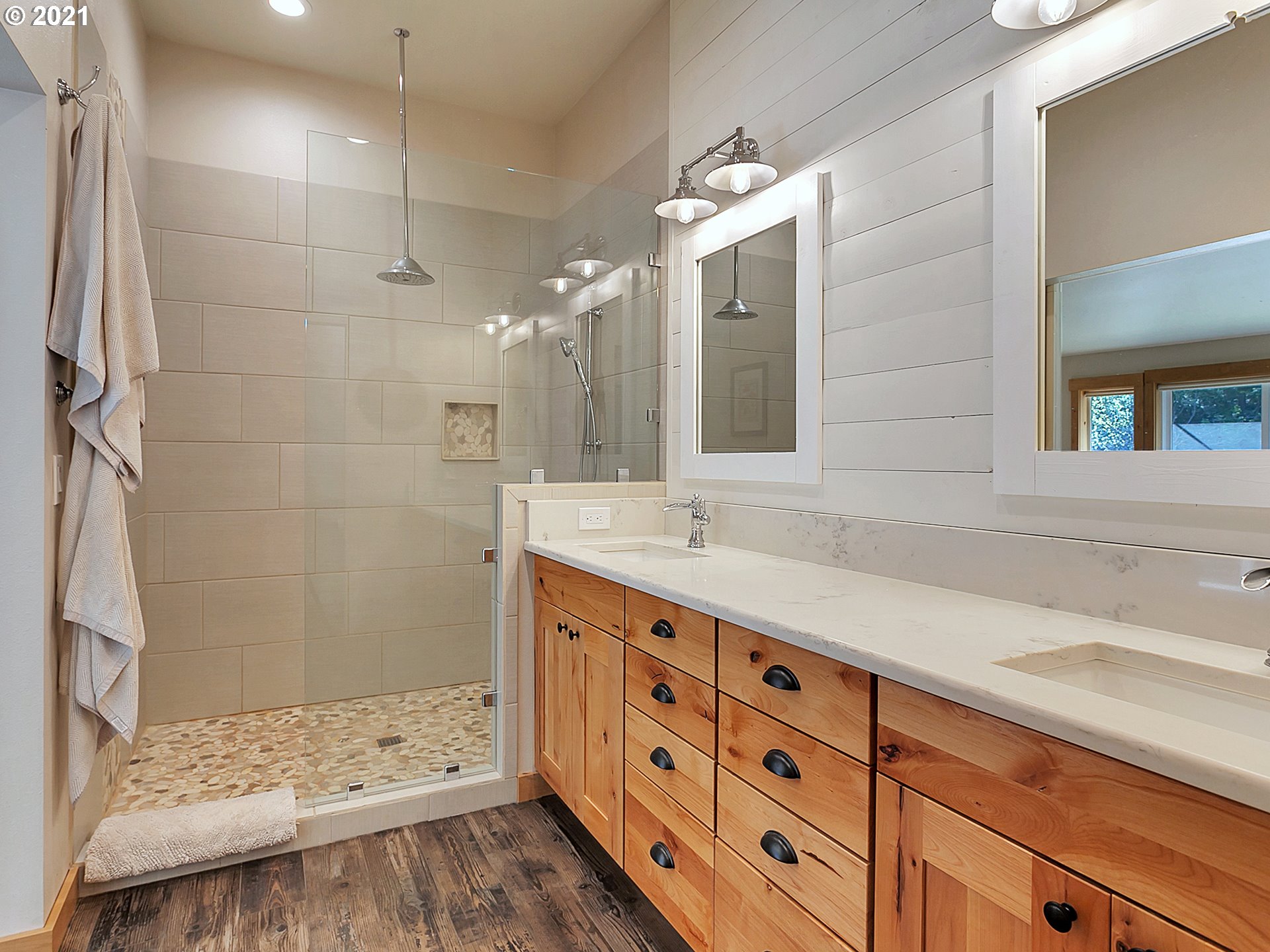 29600 Southwest Baker Road Sherwood, OR 97140 - Photo 13 of 32 Gallery Image 13