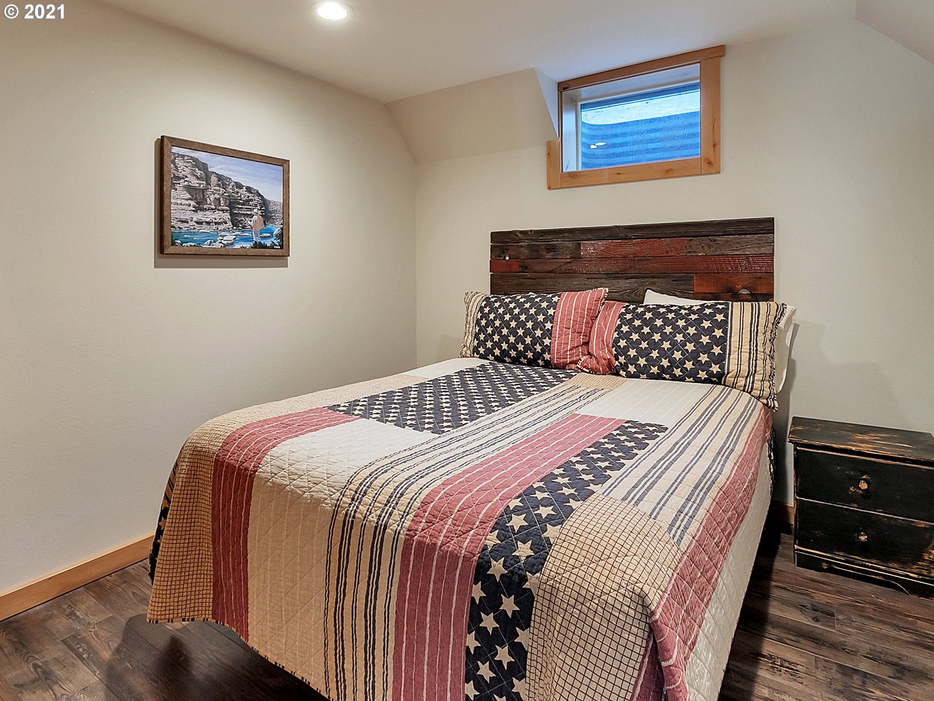 29600 Southwest Baker Road Sherwood, OR 97140 - Photo 21 of 32 Gallery Image 21