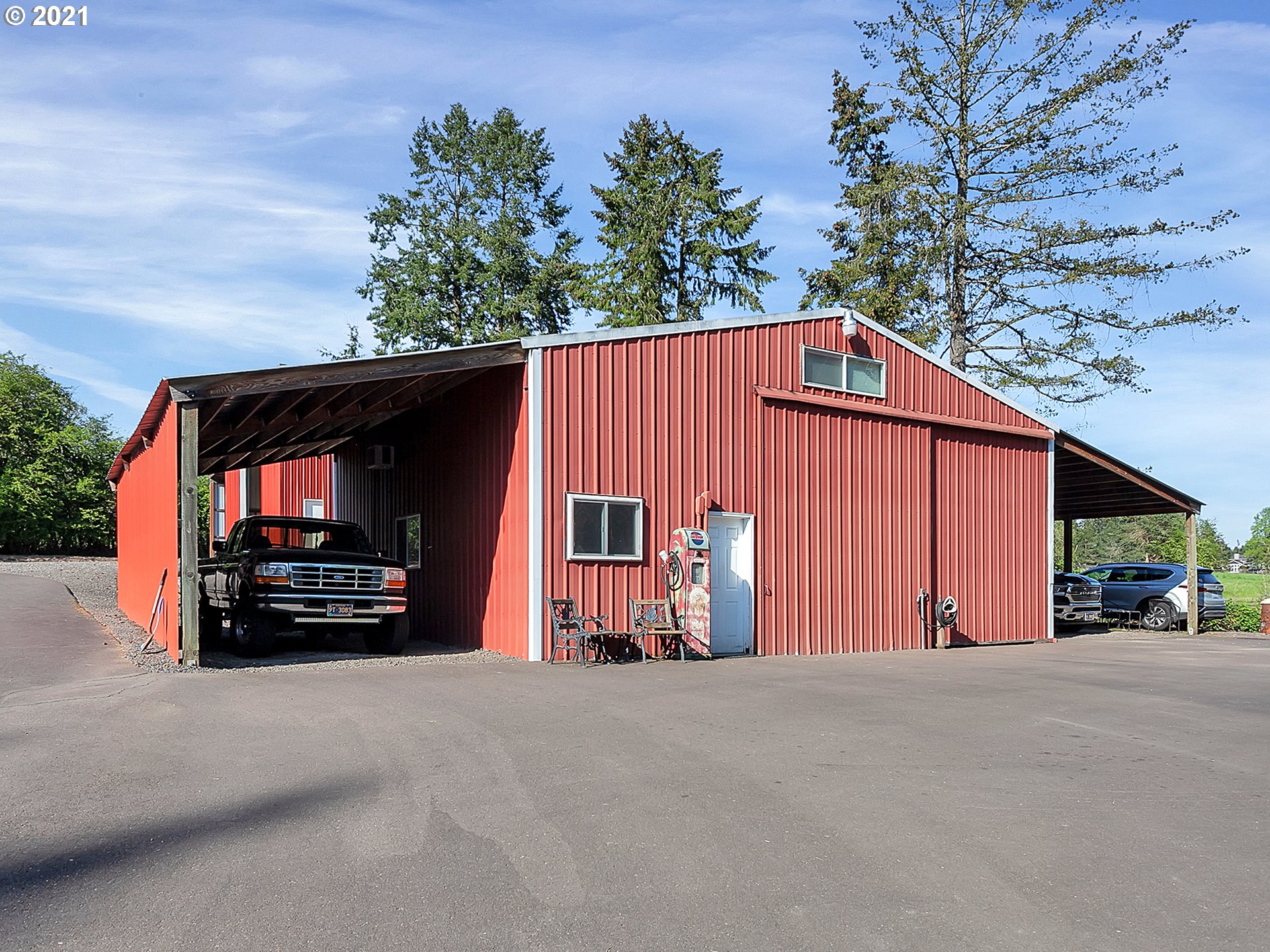 29600 Southwest Baker Road Sherwood, OR 97140 - Photo 24 of 32 Gallery Image 24