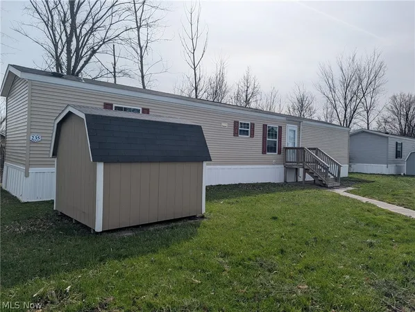 $1,150 | 235 Cedar Brook Drive, Elyria, OH 44035