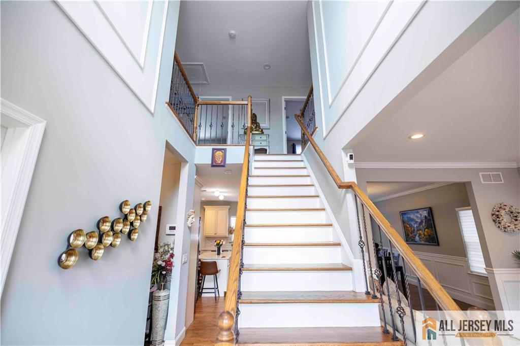 628 New Dover Road Colonia, NJ 07067 - Photo 2 of 32