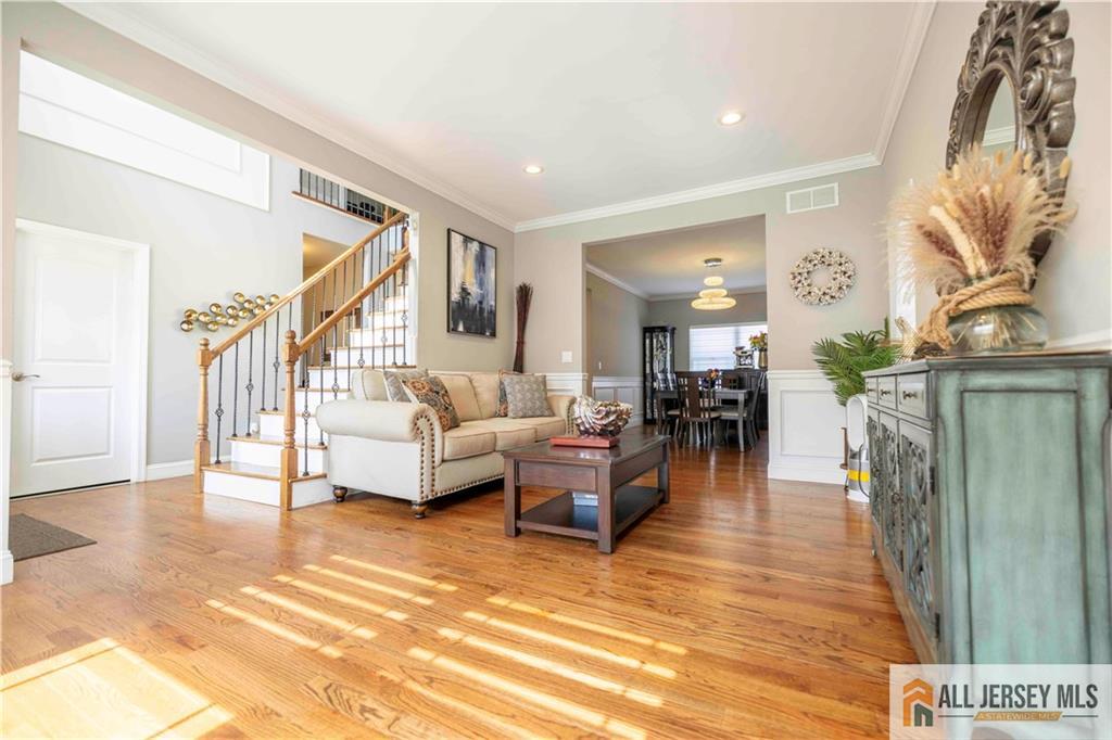 628 New Dover Road Colonia, NJ 07067 - Photo 24 of 32