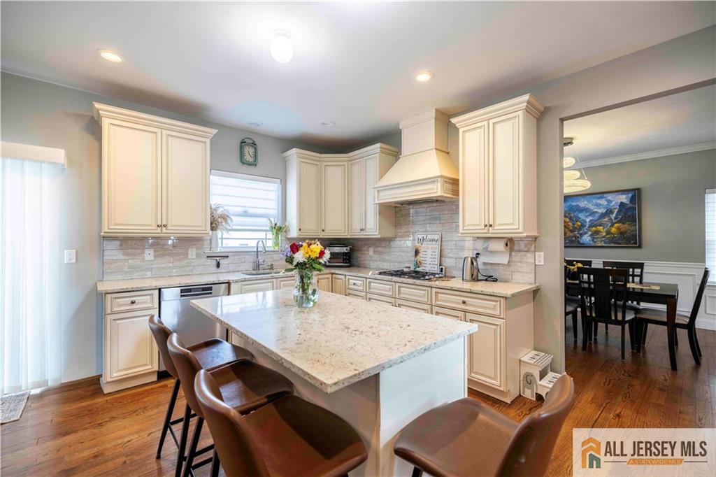 628 New Dover Road Colonia, NJ 07067 - Photo 7 of 32