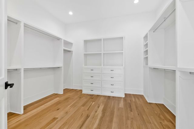 $2,940,000 | 4040 Outer Drive, Nashville, TN 37204