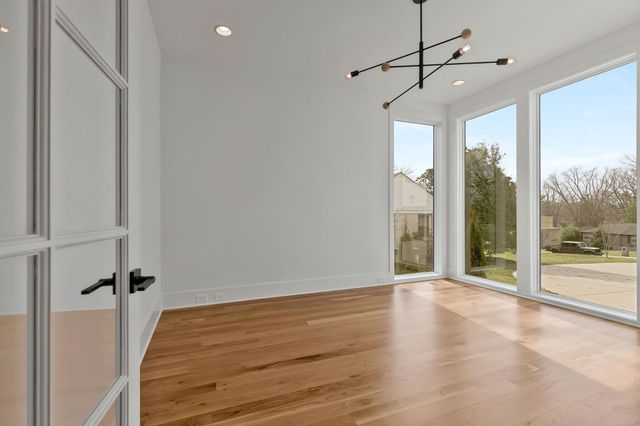 $2,940,000 | 4040 Outer Drive, Nashville, TN 37204