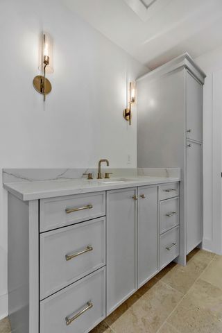 $2,940,000 | 4040 Outer Drive, Nashville, TN 37204