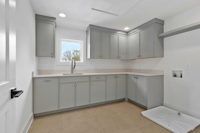 $2,940,000 | 4040 Outer Drive, Nashville, TN 37204