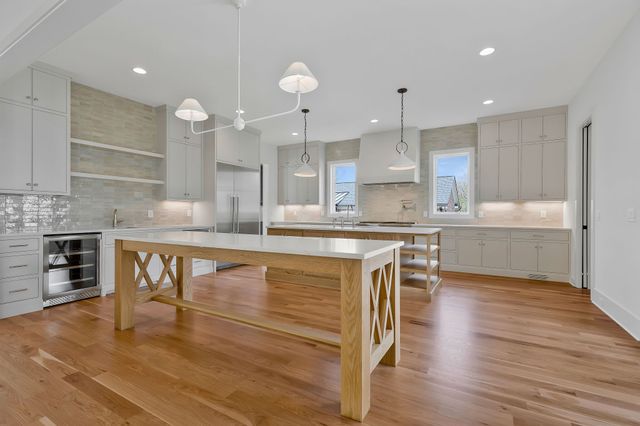 $2,940,000 | 4040 Outer Drive, Nashville, TN 37204