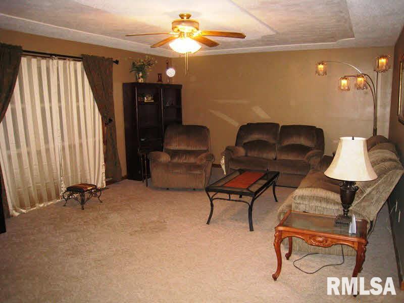4593 Kommer Road Metropolis, IL 62960 - Photo 4 of 18