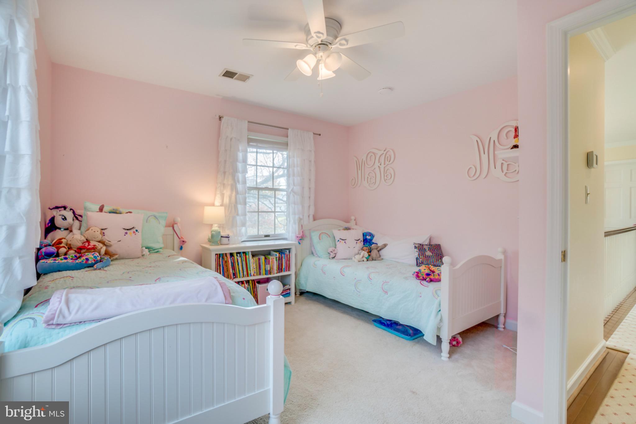 1648 Birch Road McLean, VA 22101 - Photo 20 of 29 Bedroom 3 upstairs