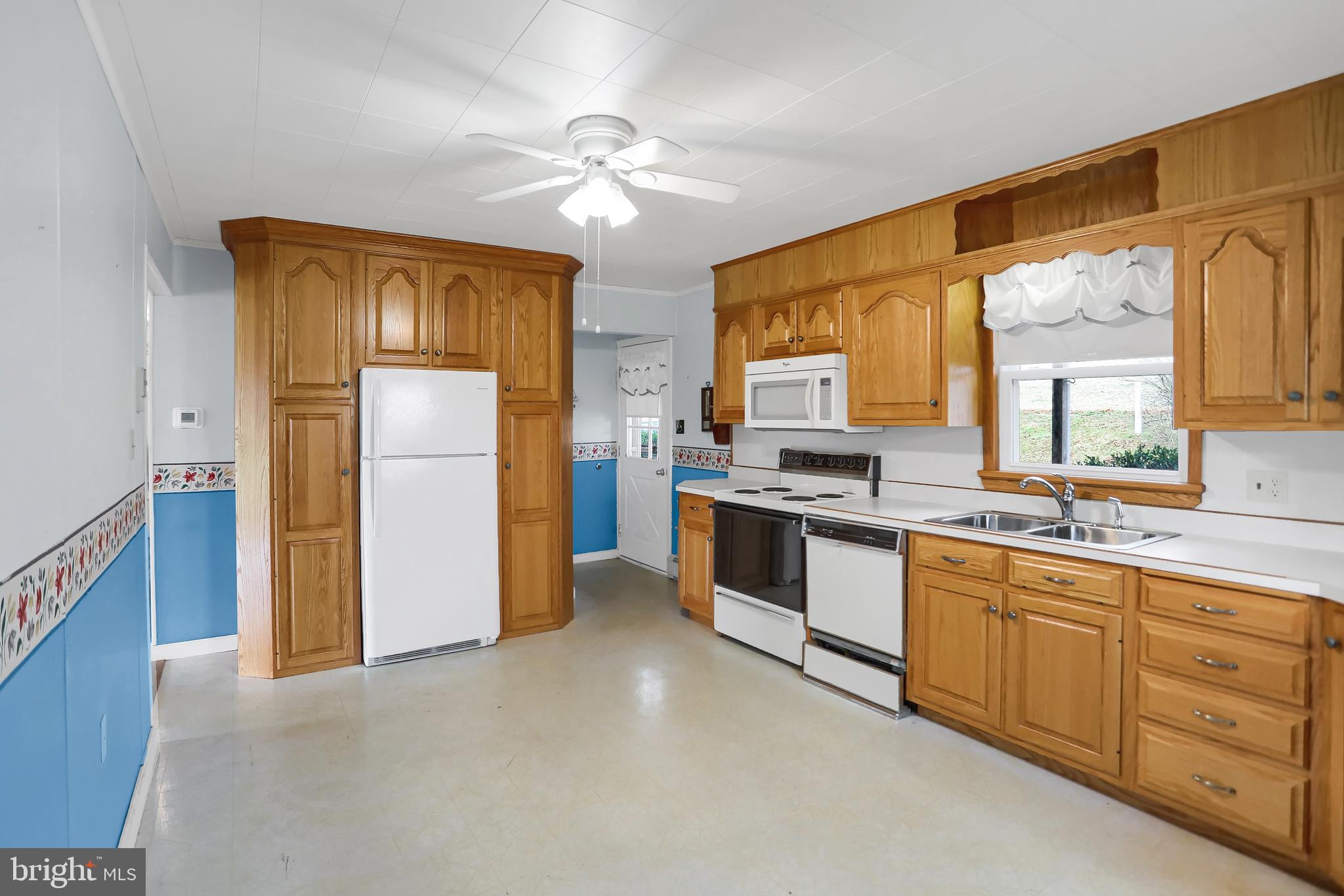 466 Matamoras Road Halifax, PA 17032 - Photo 12 of 38 Gallery Image 12
