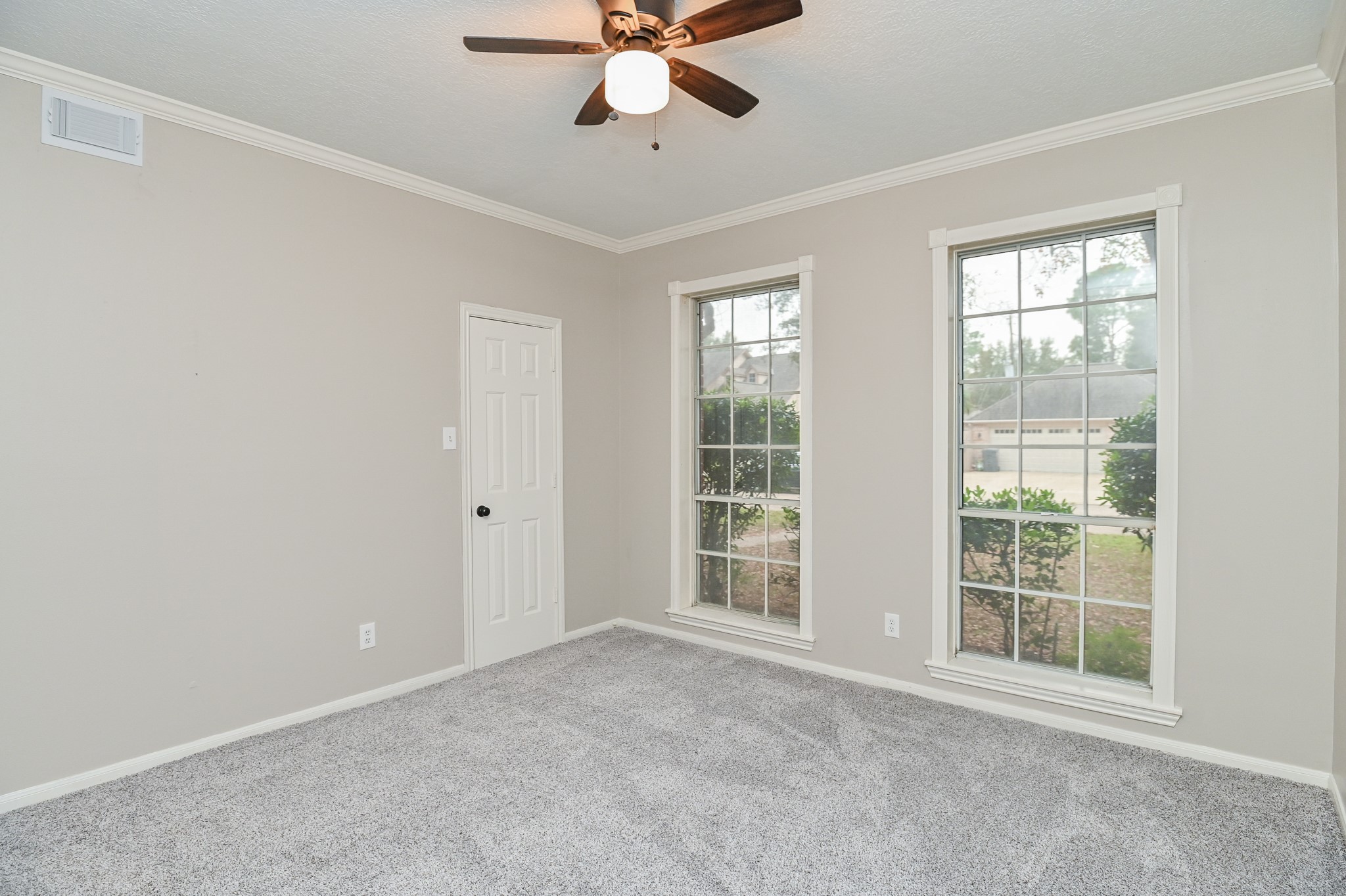 17910 Moss Point Drive Spring, TX 77379 - Photo 16 of 32 a view of an empty room with a window