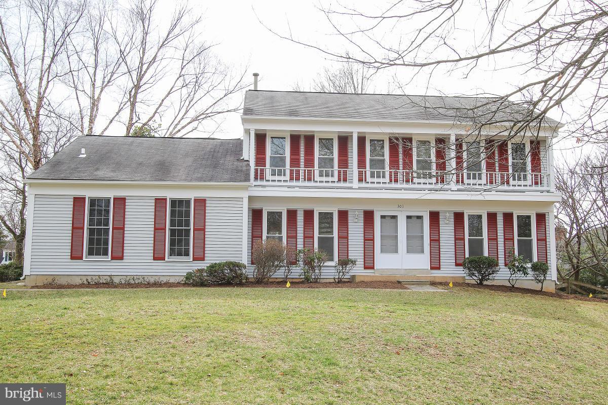 301 Opera Court Silver Spring, MD 20901 - Photo 1 of 22 Exterior (Front)