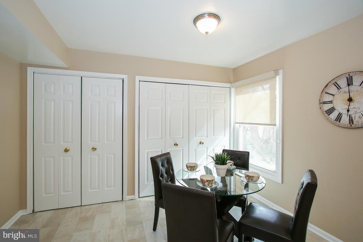 301 Opera Court Silver Spring, MD 20901 - Photo 5 of 22 Kitchen
