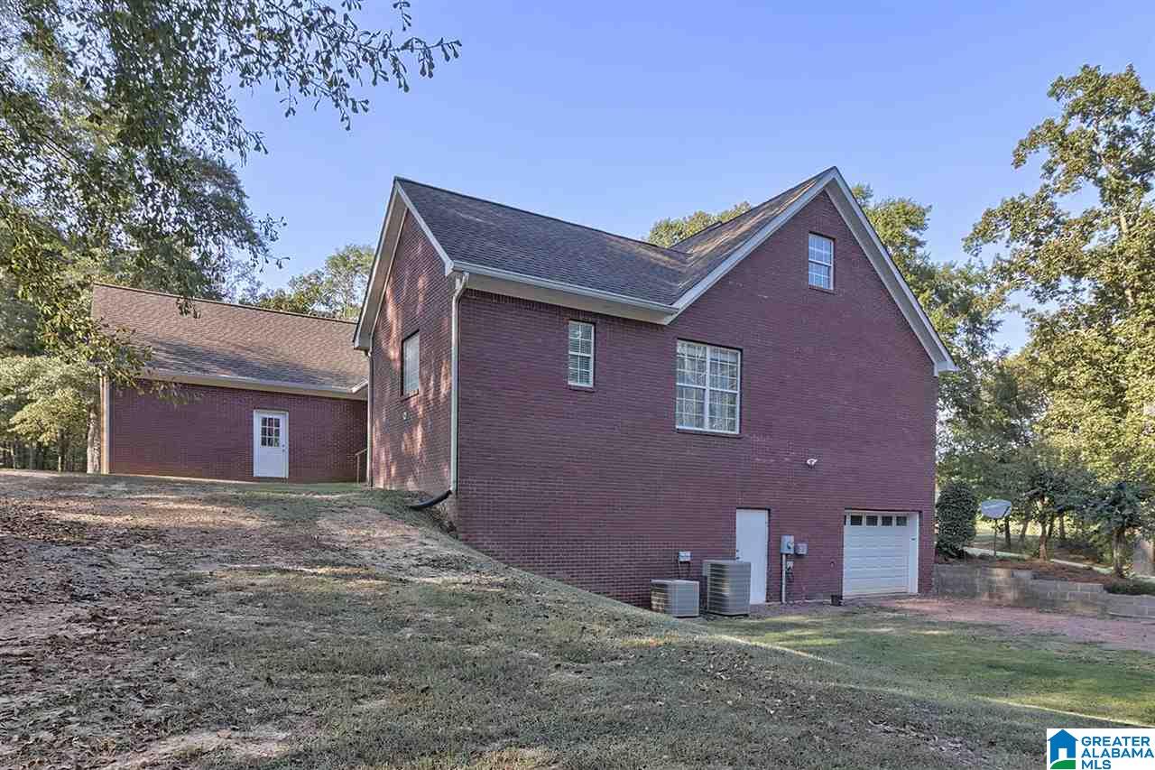 1190 Golf Course Road Jasper, AL 35504 - Photo 8 of 48
