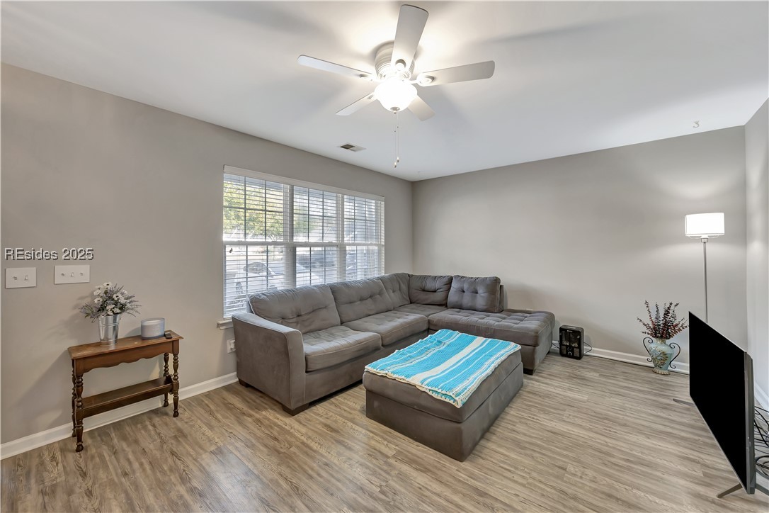 230 West Square Bluffton, SC 29910 - Photo 9 of 27 Living room
