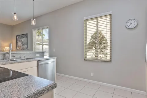 $730,000 | 1784 Aspen Lane, Weston, FL 33327