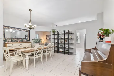 $730,000 | 1784 Aspen Lane, Weston, FL 33327