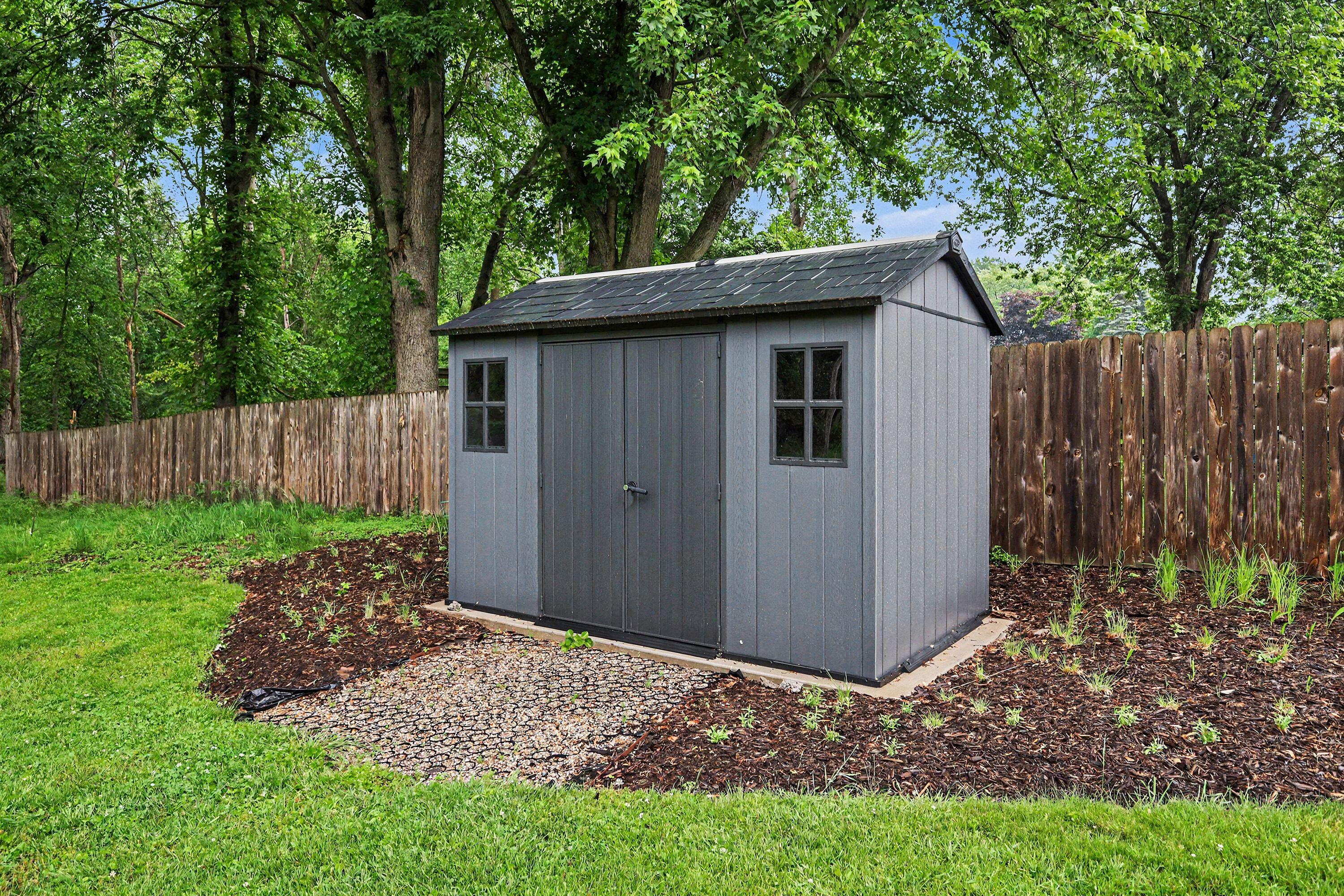 6609 Rix Street Southeast Ada, MI 49301 - Photo 25 of 29 024_file_1527