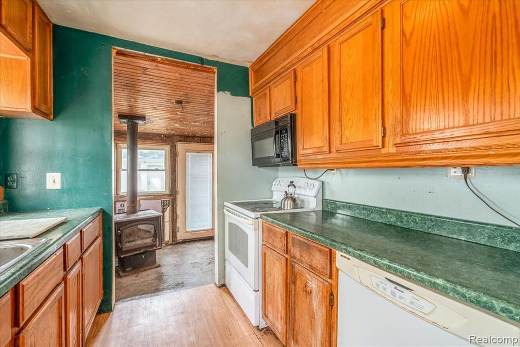 10090 Sterling Street Romulus, MI 48174 - Photo 11 of 25