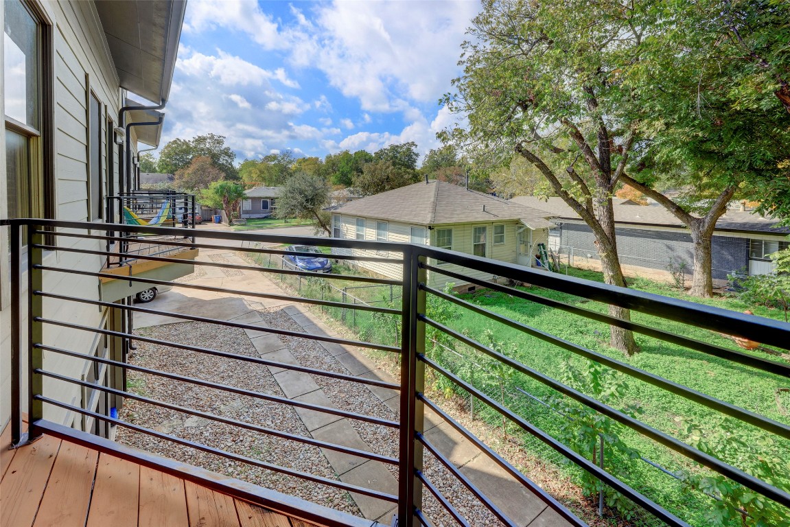 602 West N Loop Boulevard, Unit A AND B Austin, TX 78751 - Photo 18 of 21 a view of outdoor space with garden