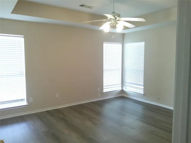 $2,000 | 5644 Indian Hill Drive, Arlington, TX 76018