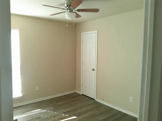 $2,000 | 5644 Indian Hill Drive, Arlington, TX 76018